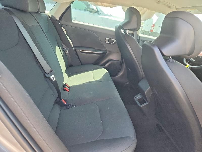 2026 KIA K4 LXS 10