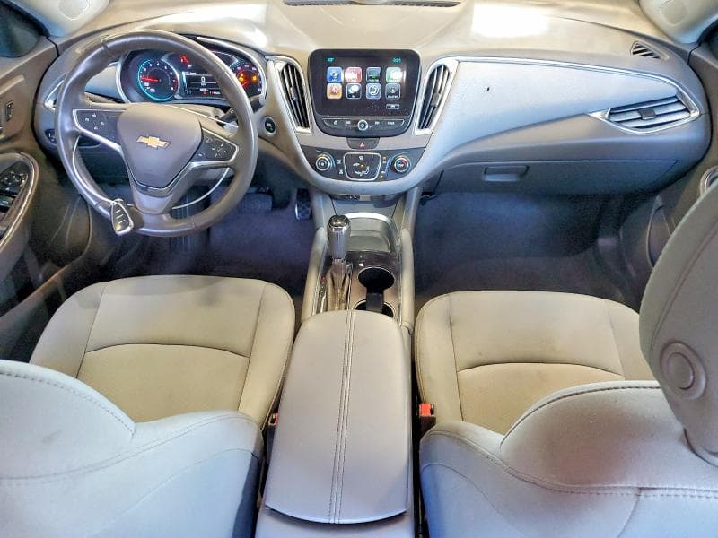 2017 CHEVROLET MALIBU LT 8