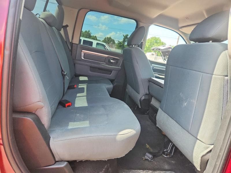 2017 RAM 1500 SLT 10