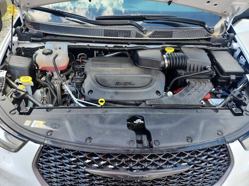 2024 CHRYSLER PACIFICA TOURING L 12
