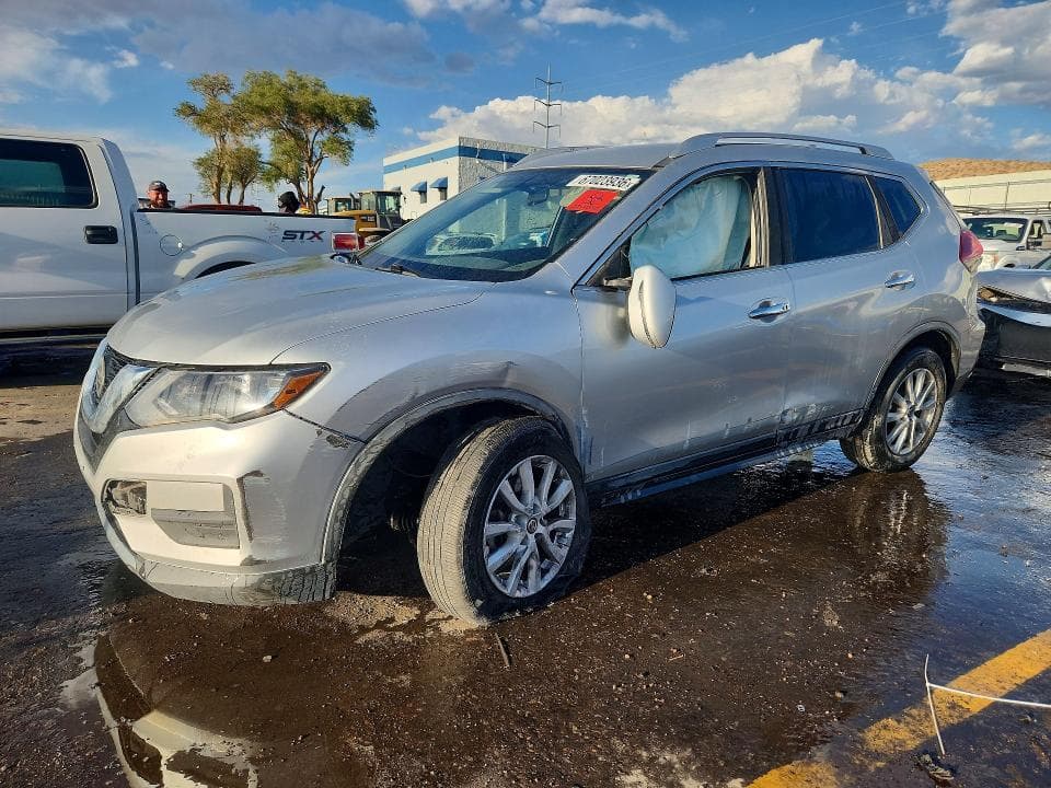 2018 NISSAN ROGUE SV - 1