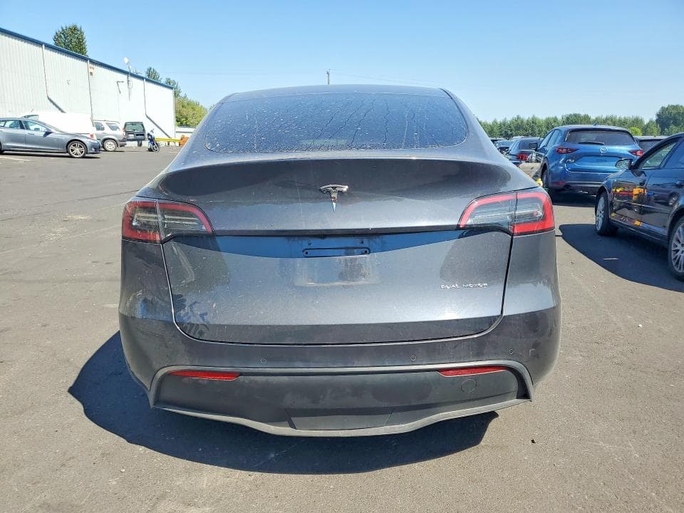 2022 TESLA MODEL Y 6