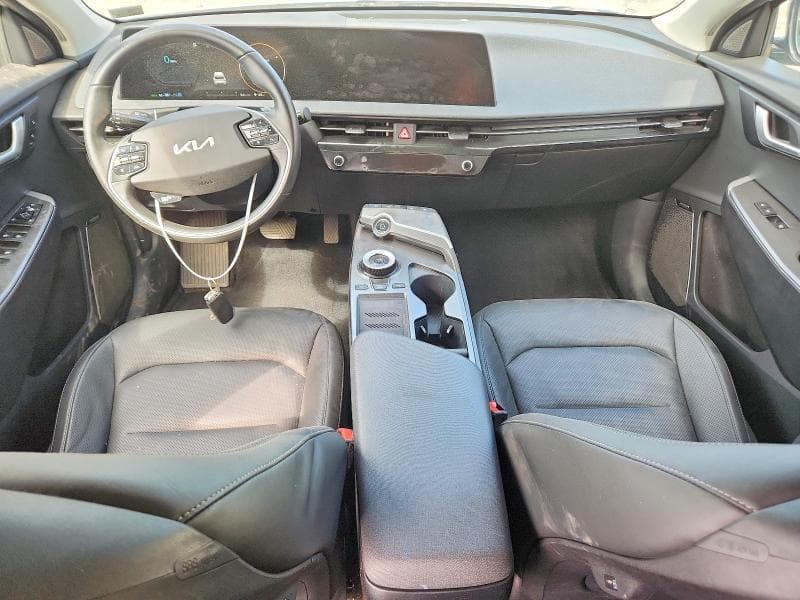 2023 KIA EV6 WIND 8