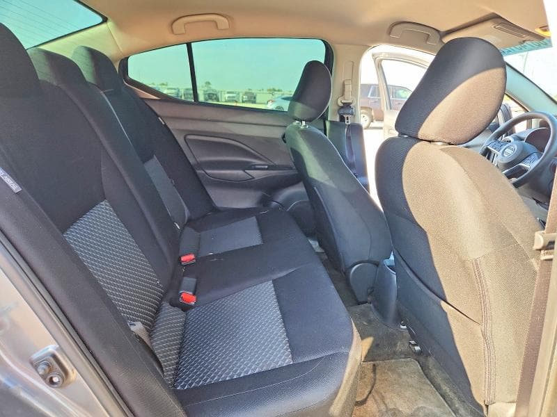 2021 NISSAN VERSA S 10