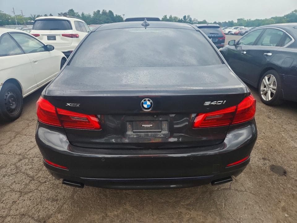 2019 BMW 540 XI 6