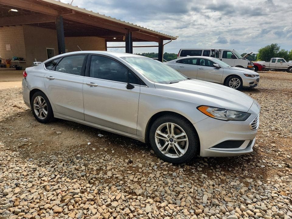 2018 FORD FUSION SE 4