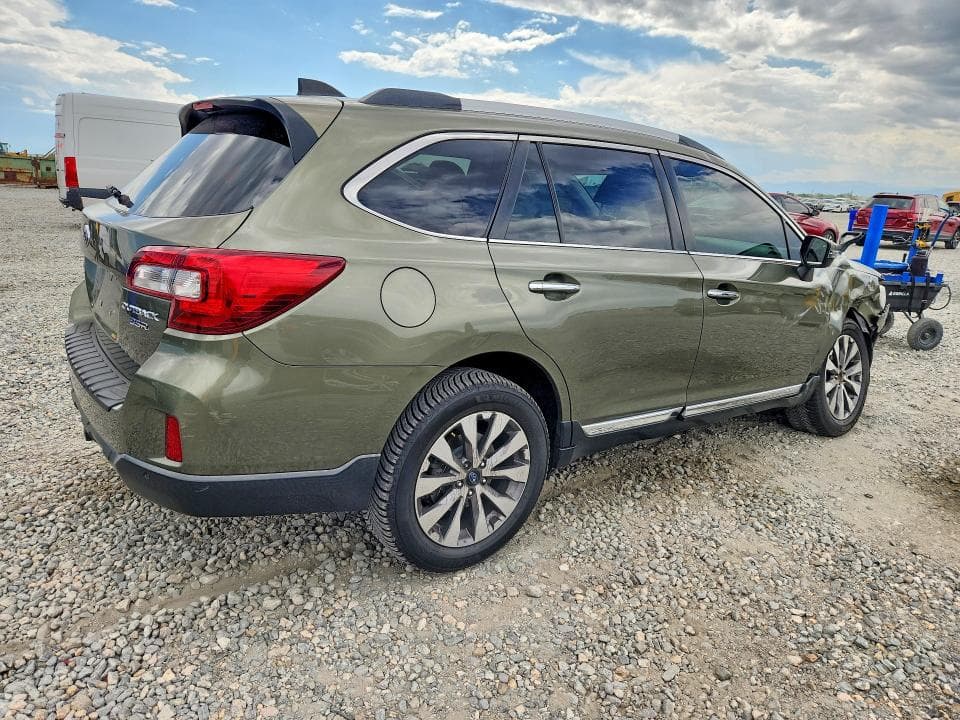 2017 SUBARU OUTBACK TOURING 3