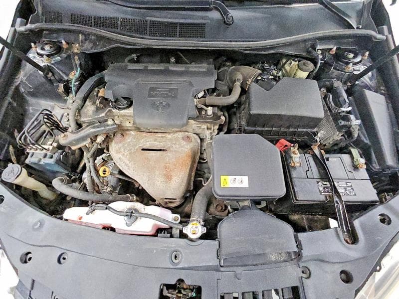 2017 TOYOTA CAMRY SE 11