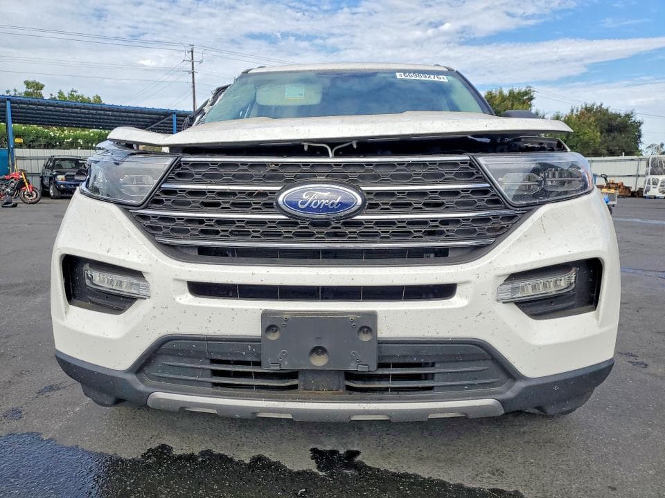 2022 FORD EXPLORER XLT 5