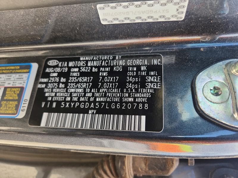 2020 KIA SORENTO S 13
