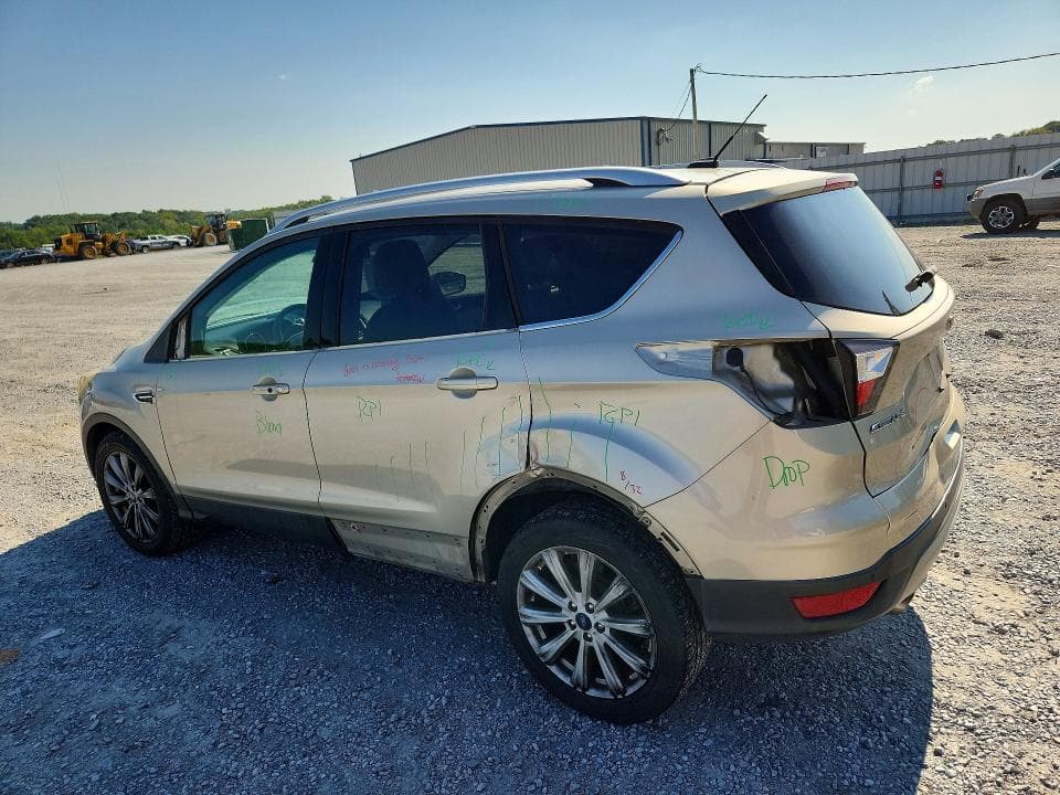 2017 FORD ESCAPE TITANIUM 2