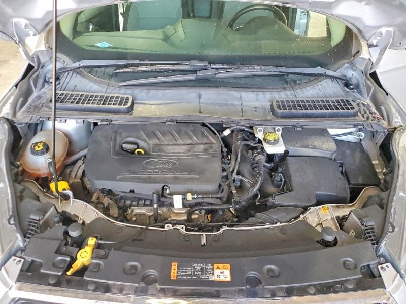 2017 FORD ESCAPE SE 12