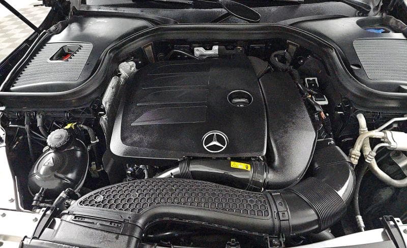 2022 MERCEDES-BENZ GLC 300 7