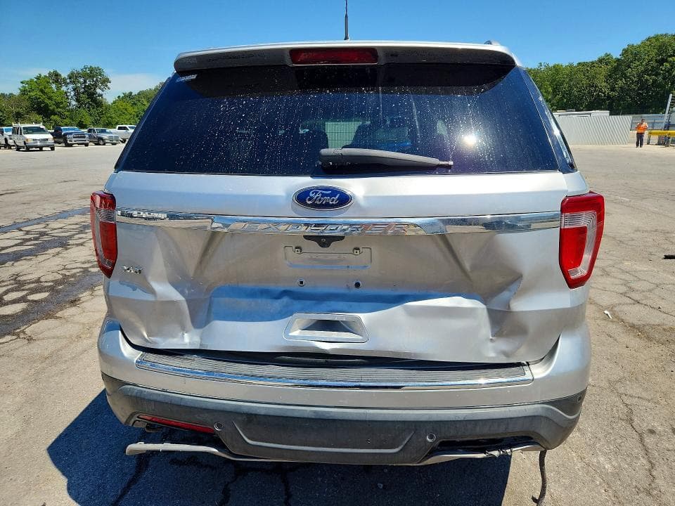 2018 FORD EXPLORER XLT 6