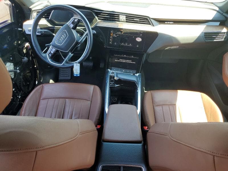 2021 AUDI E-TRON PREMIUM 8