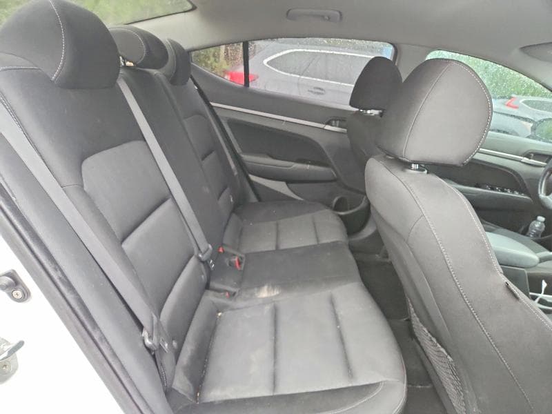 2017 HYUNDAI ELANTRA SE 10