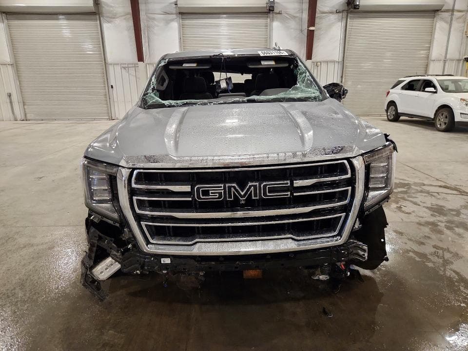 2023 GMC YUKON SLT 5