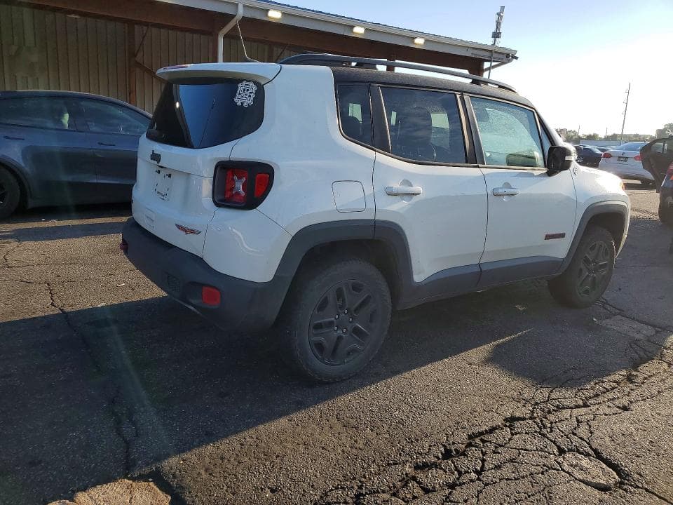 2018 JEEP RENEGADE TRAILHAWK 3