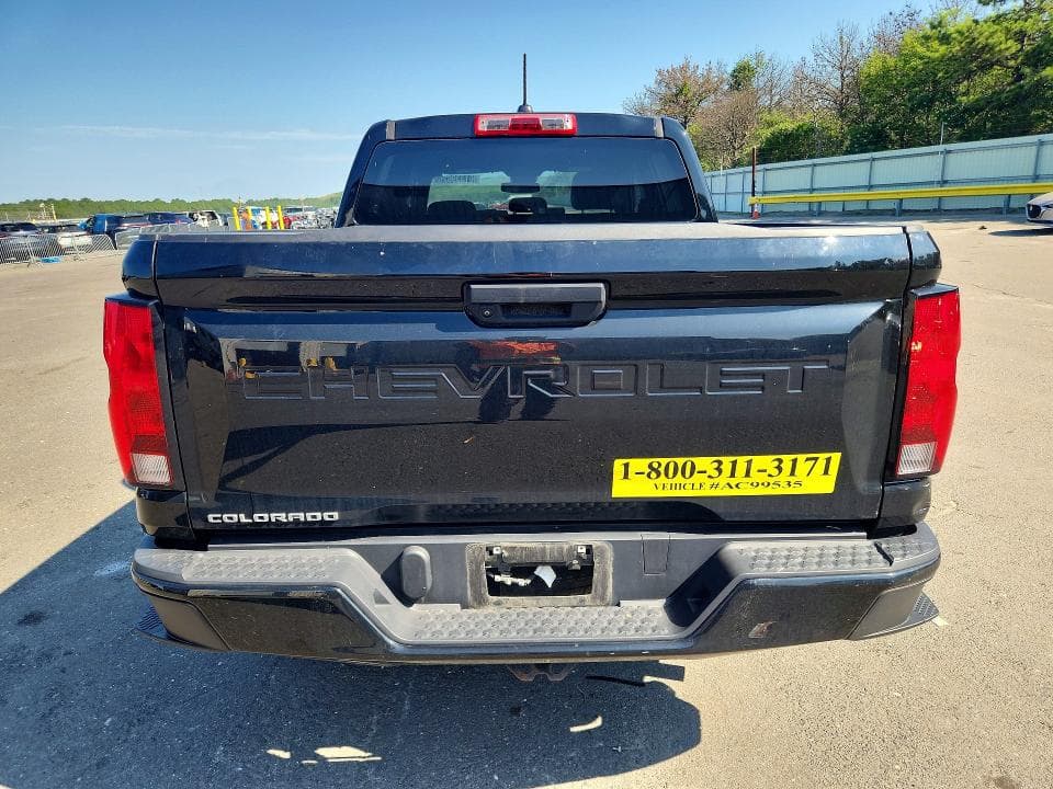 2024 CHEVROLET COLORADO 6