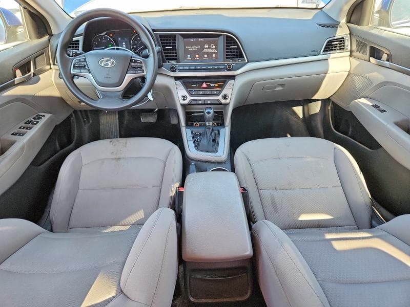 2018 HYUNDAI ELANTRA SEL 8