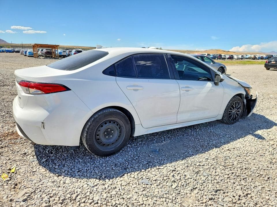 2020 TOYOTA COROLLA LE 3