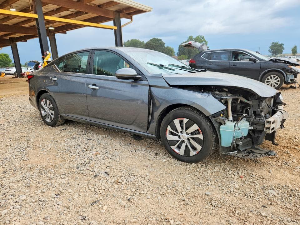 2019 NISSAN ALTIMA S 4