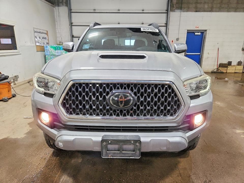 2018 TOYOTA TACOMA TRD SPORT 5