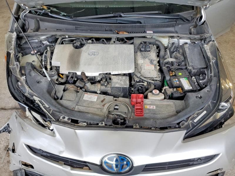 2020 TOYOTA PRIUS LE 11