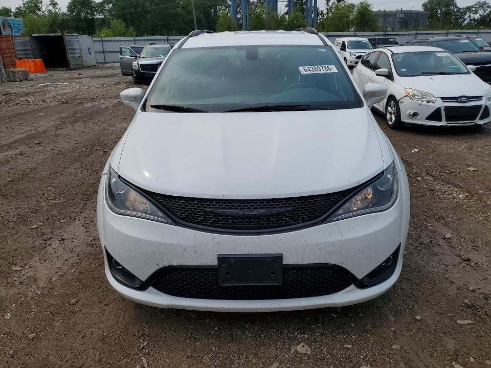 2019 CHRYSLER PACIFICA TOURING L 5
