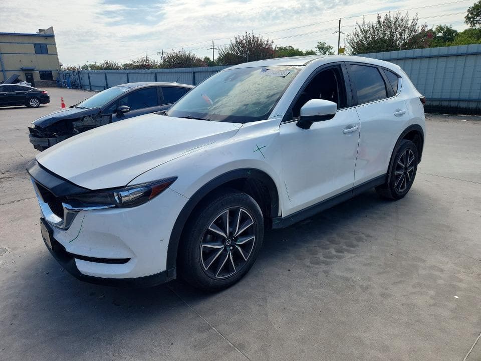 2018 MAZDA CX-5 TOURING - 1