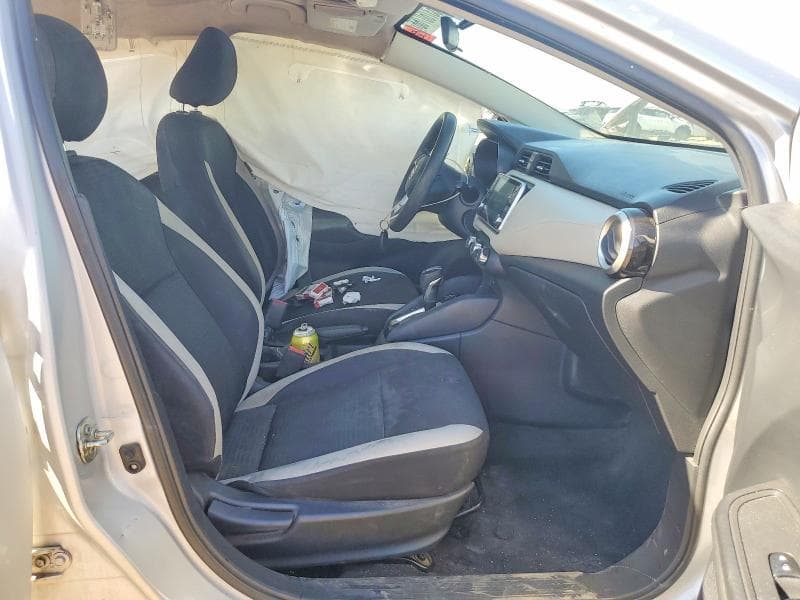 2021 NISSAN VERSA SV 7