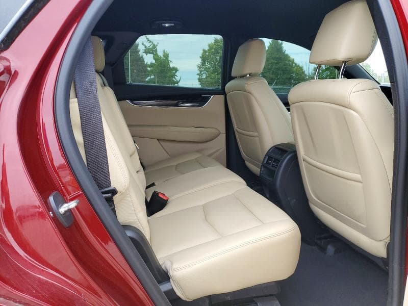 2017 CADILLAC XT5 11