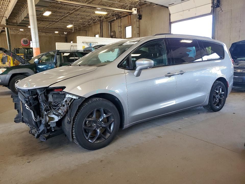 2018 CHRYSLER PACIFICA TOURING L - 1