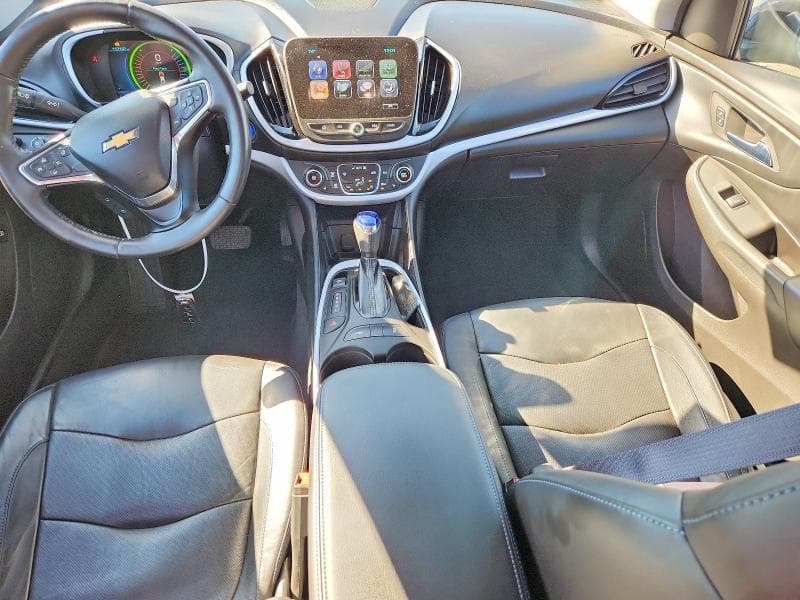 2017 CHEVROLET VOLT LT 8