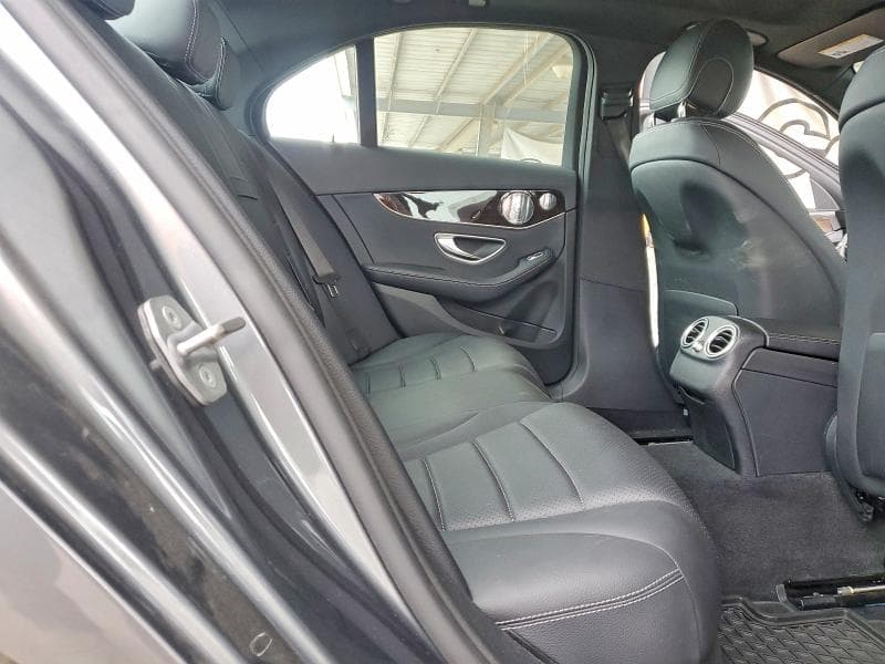2018 MERCEDES-BENZ C 300 10