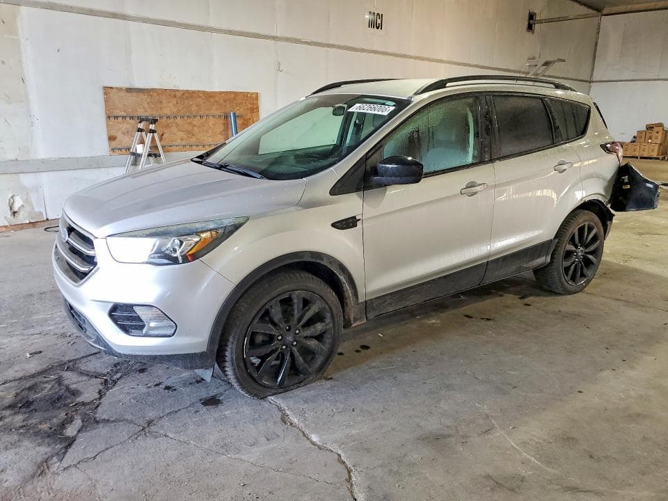 2017 FORD ESCAPE SE - 1
