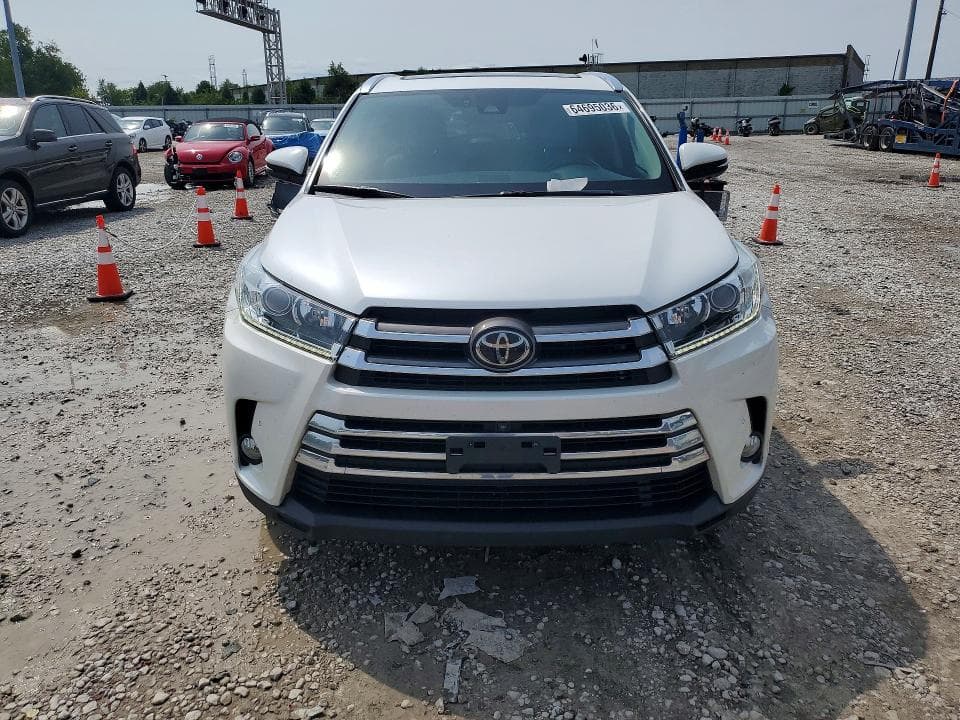 2018 TOYOTA HIGHLANDER LIMITED PLATINUM 5