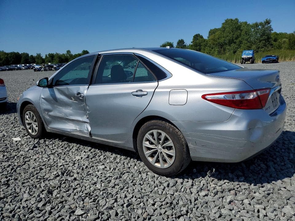 2017 TOYOTA CAMRY LE 2