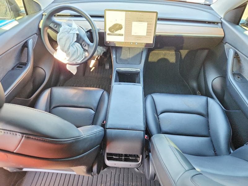 2022 TESLA MODEL Y 8