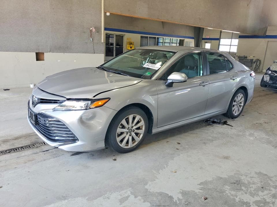 2019 TOYOTA CAMRY LE - 1