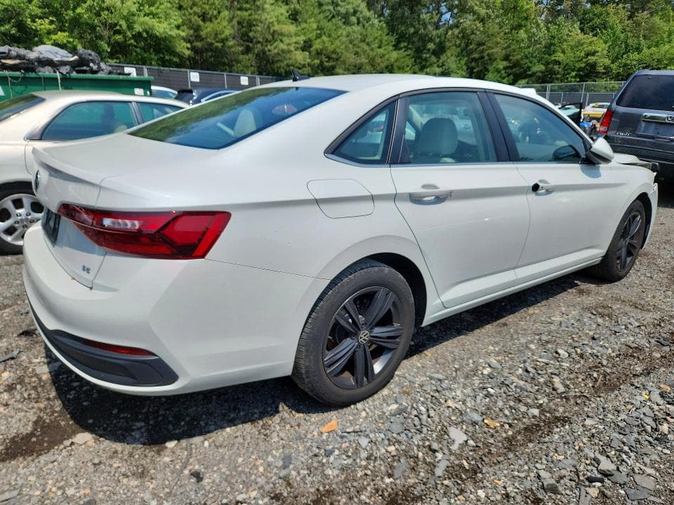 2024 VOLKSWAGEN JETTA SE 3