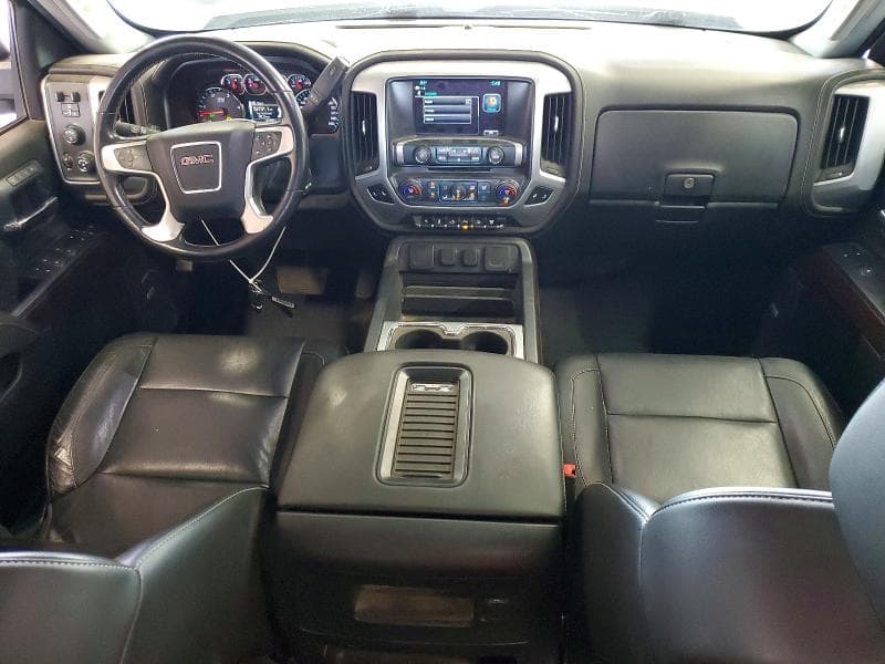 2019 GMC SIERRA K2500 SLT 8