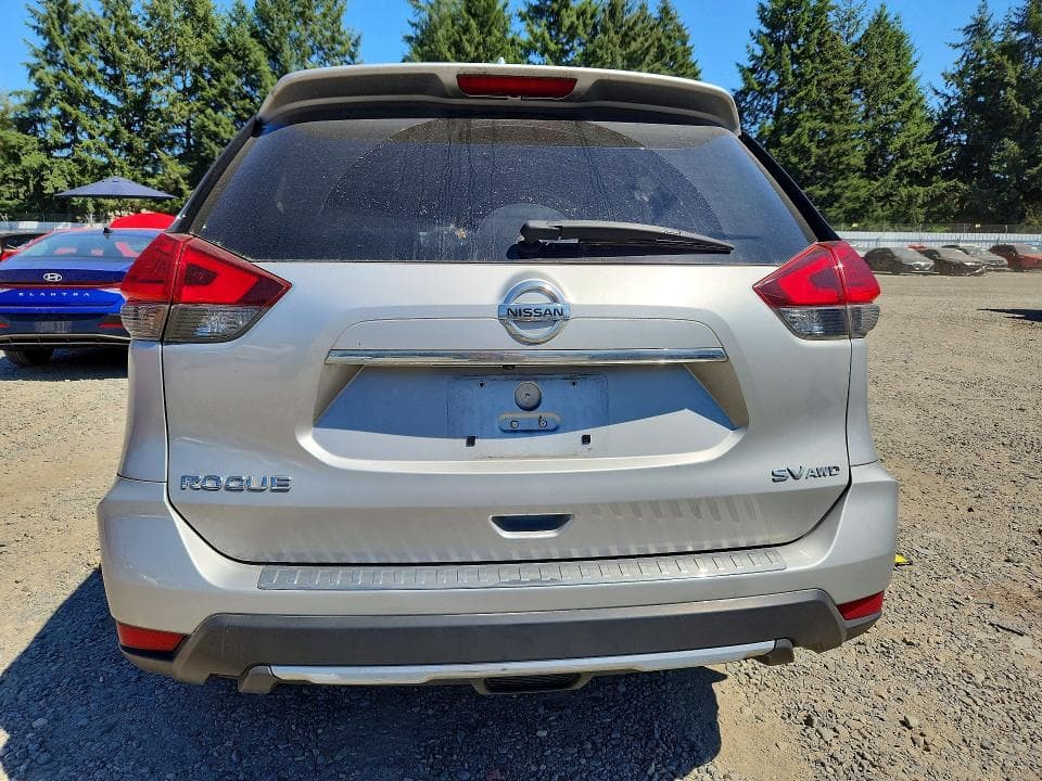 2017 NISSAN ROGUE SV 6