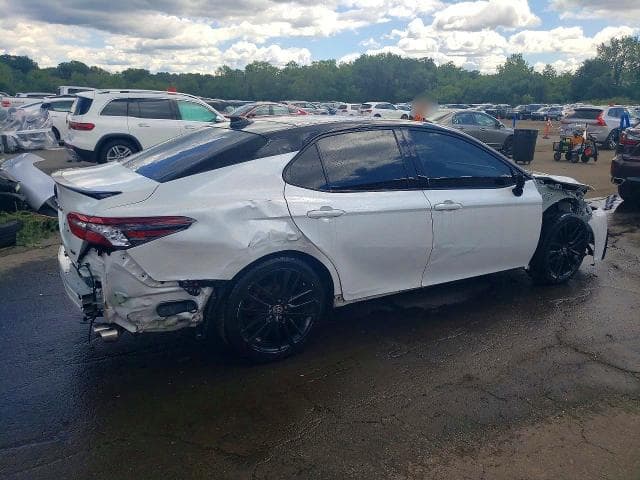 2022 TOYOTA CAMRY XSE V6 3