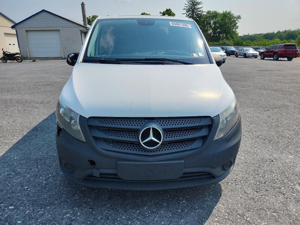 2021 MERCEDES-BENZ METRIS 5