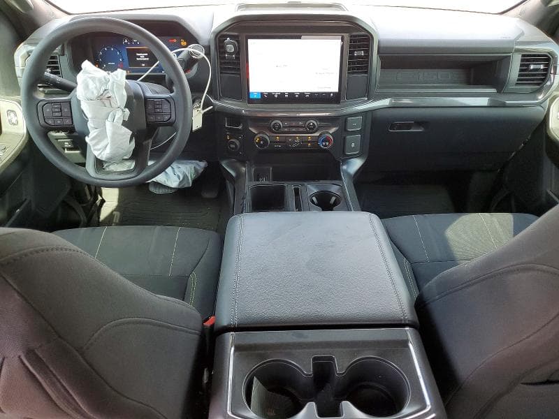 2025 FORD F150 STX 8
