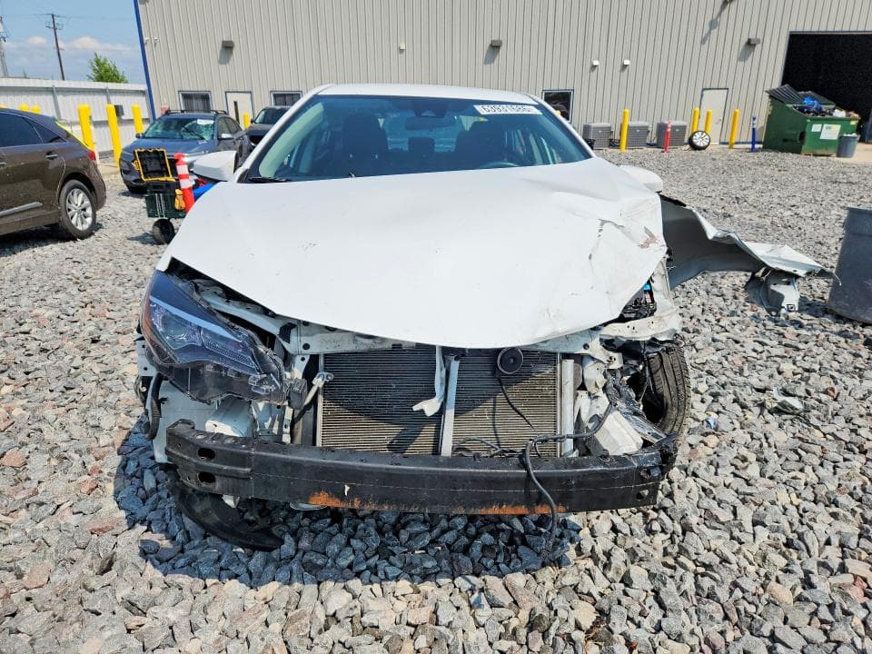 2017 TOYOTA COROLLA LE 5
