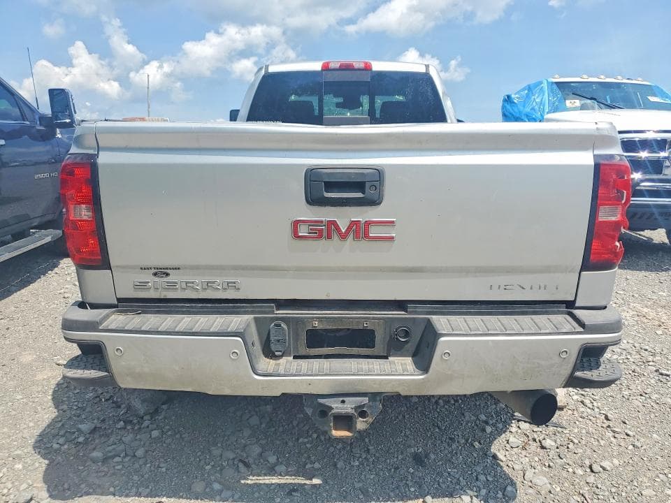 2018 GMC SIERRA K3500 DENALI 6