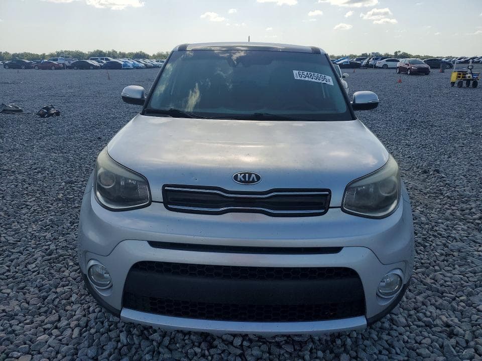 2017 KIA SOUL + 5