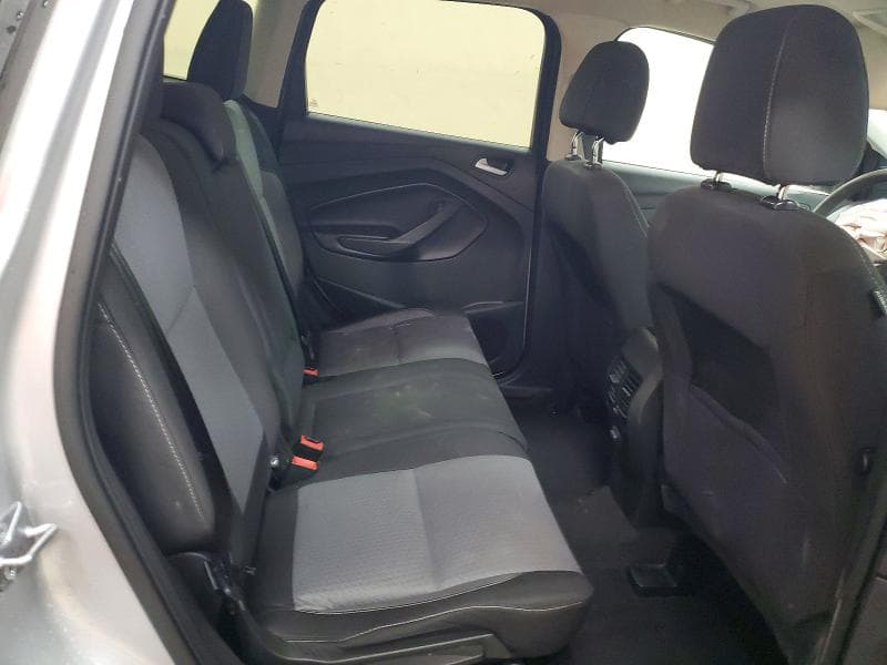 2017 FORD ESCAPE SE 11
